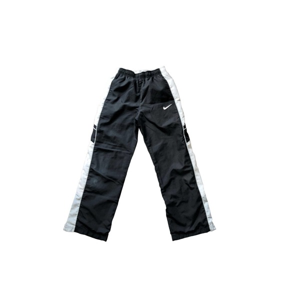 Nike Other - Boys Nike insulated windbreaker athletic pants